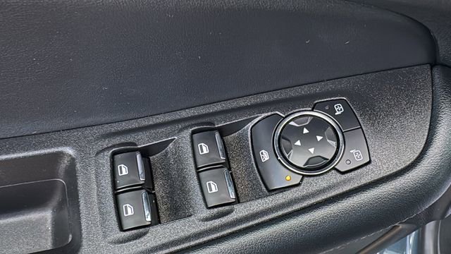 Certified 2024 Ford Edge SEL w/ Convenience Package image 11