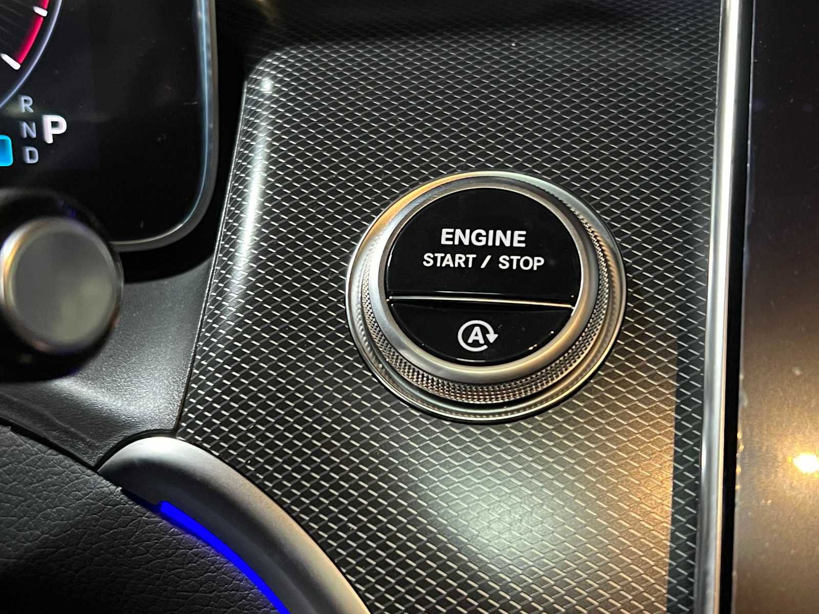 New 2025 Mercedes-Benz GLC 300 4MATIC image 24