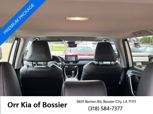 Used 2022 Toyota RAV4 XLE Premium FWD image 19