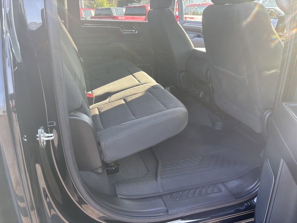 Certified 2024 Chevrolet Silverado 2500 LT w/ Convenience Package image 17