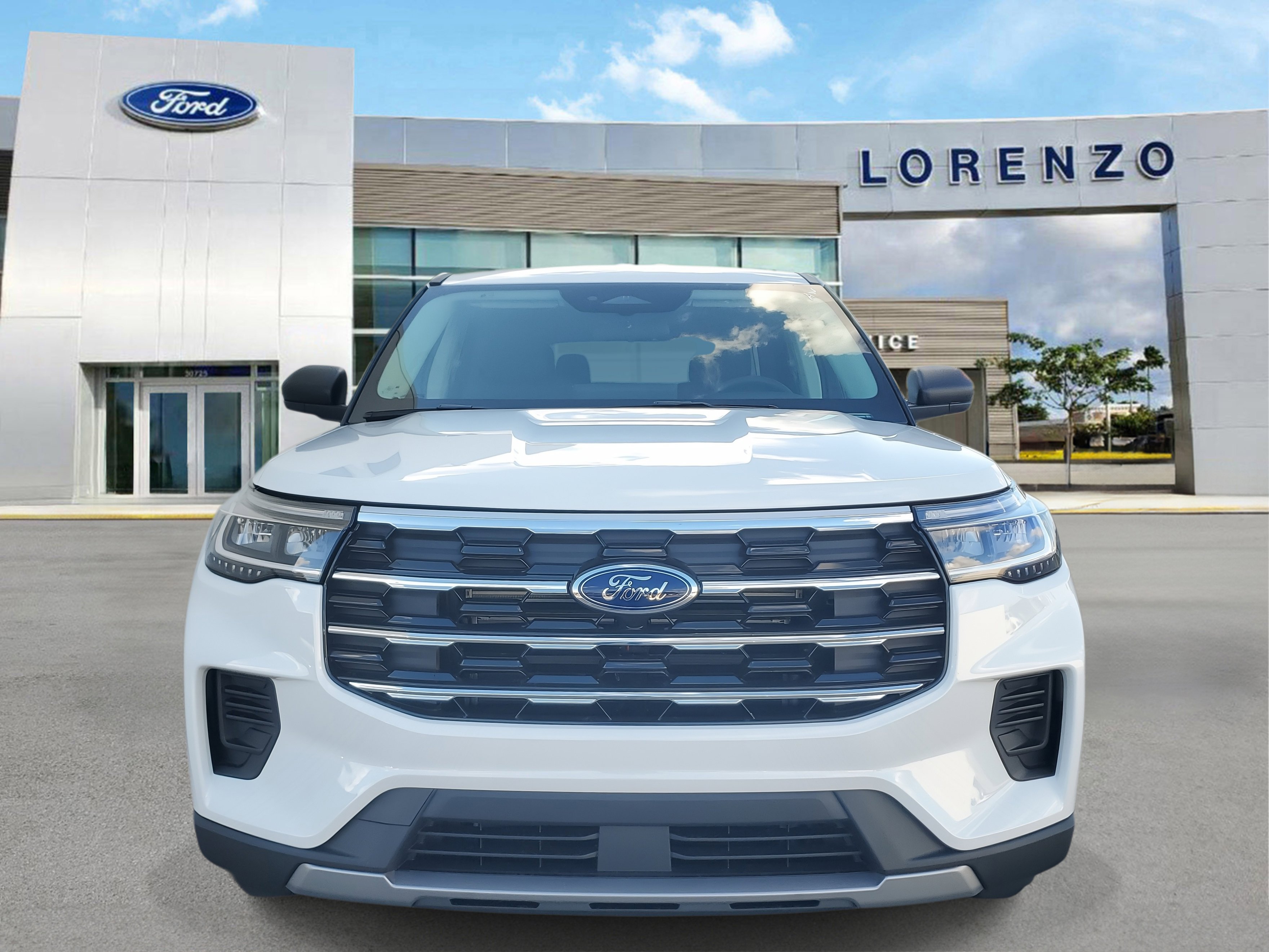 New 2026 Ford Explorer Active image 2