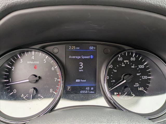 Used 2020 Nissan Rogue SV image 11