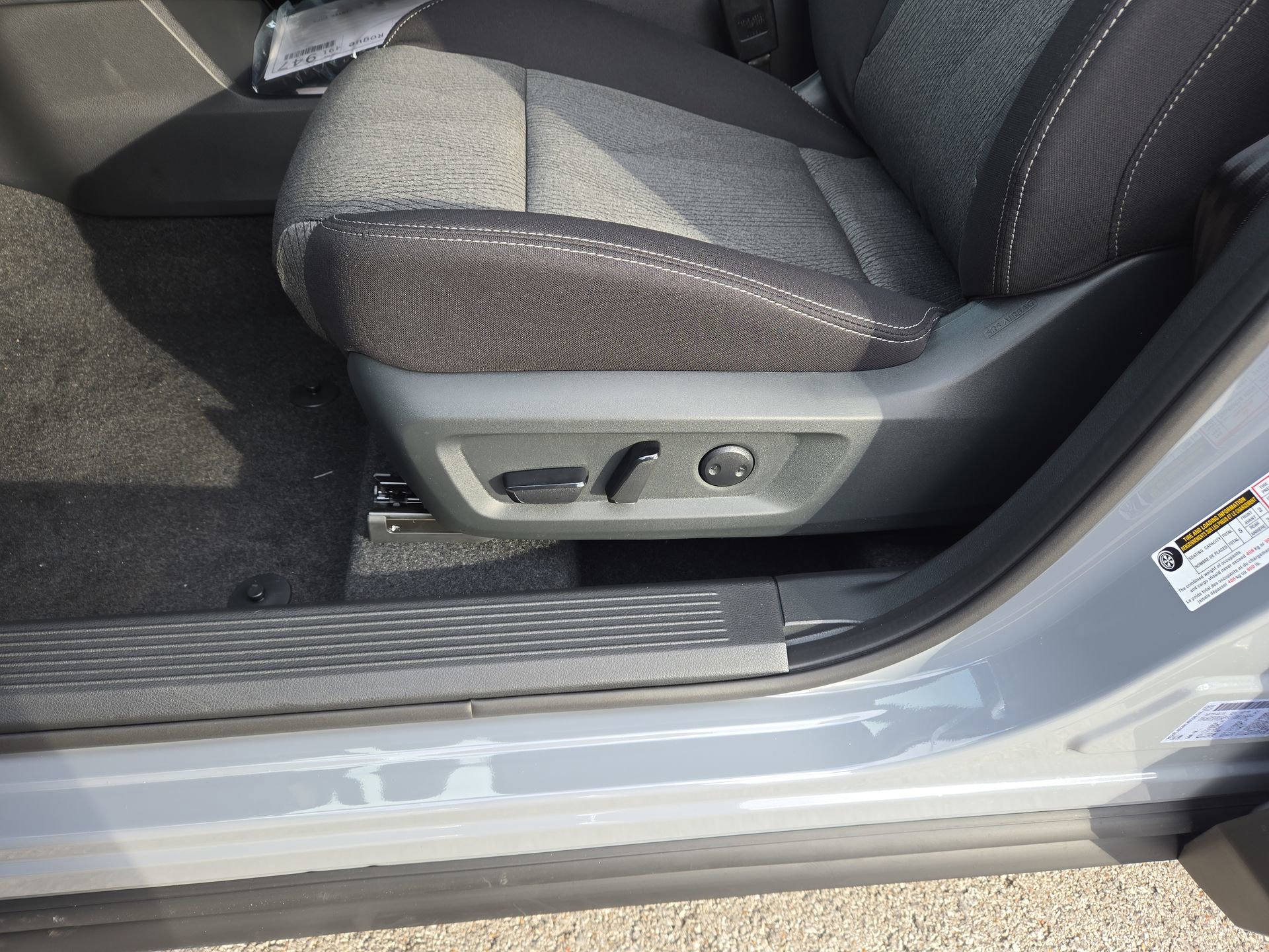 New 2026 Nissan Rogue SV w/ Cold Weather Package image 32