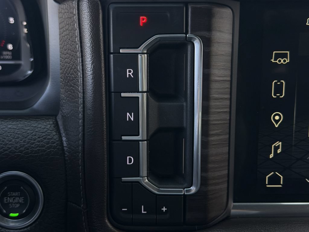 Used 2022 GMC Yukon Denali AWD/4WD image 19