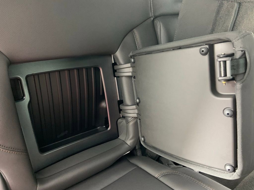 Used 2025 GMC Sierra 1500 AT4 w/ Technology Package image 33