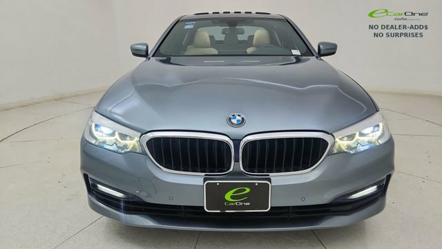 Used 2018 BMW 530e w/ Premium Package 2 RWD image 13