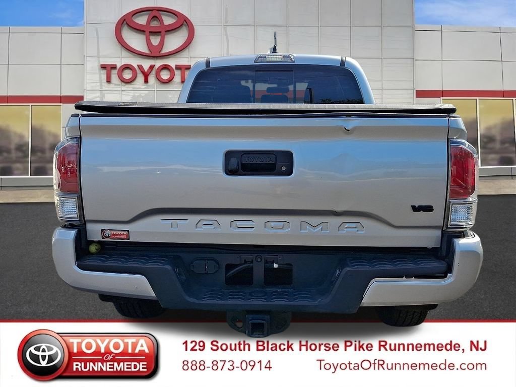 Certified 2022 Toyota Tacoma TRD Sport AWD/4WD image 5