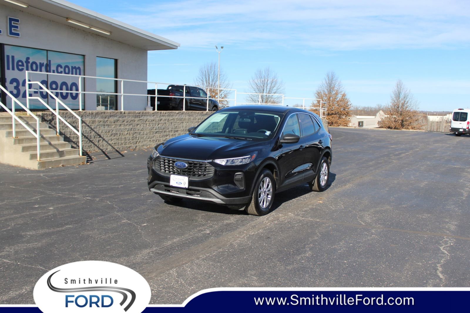 Used 2023 Ford Escape Active image 1