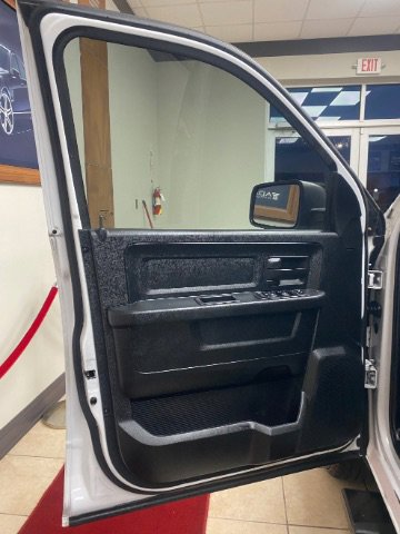 Used 2017 RAM 1500 Tradesman image 12