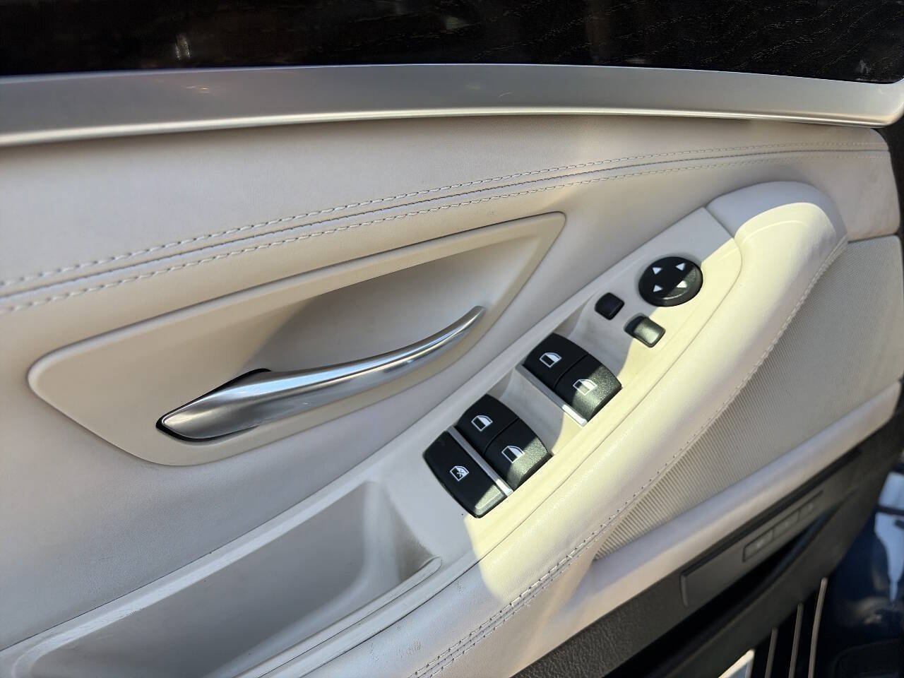Used 2016 BMW 535i xDrive Sedan AWD/4WD image 40