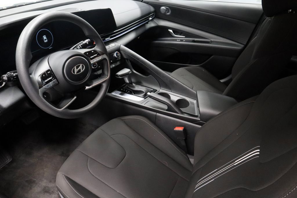 Certified 2024 Hyundai Elantra SEL image 24
