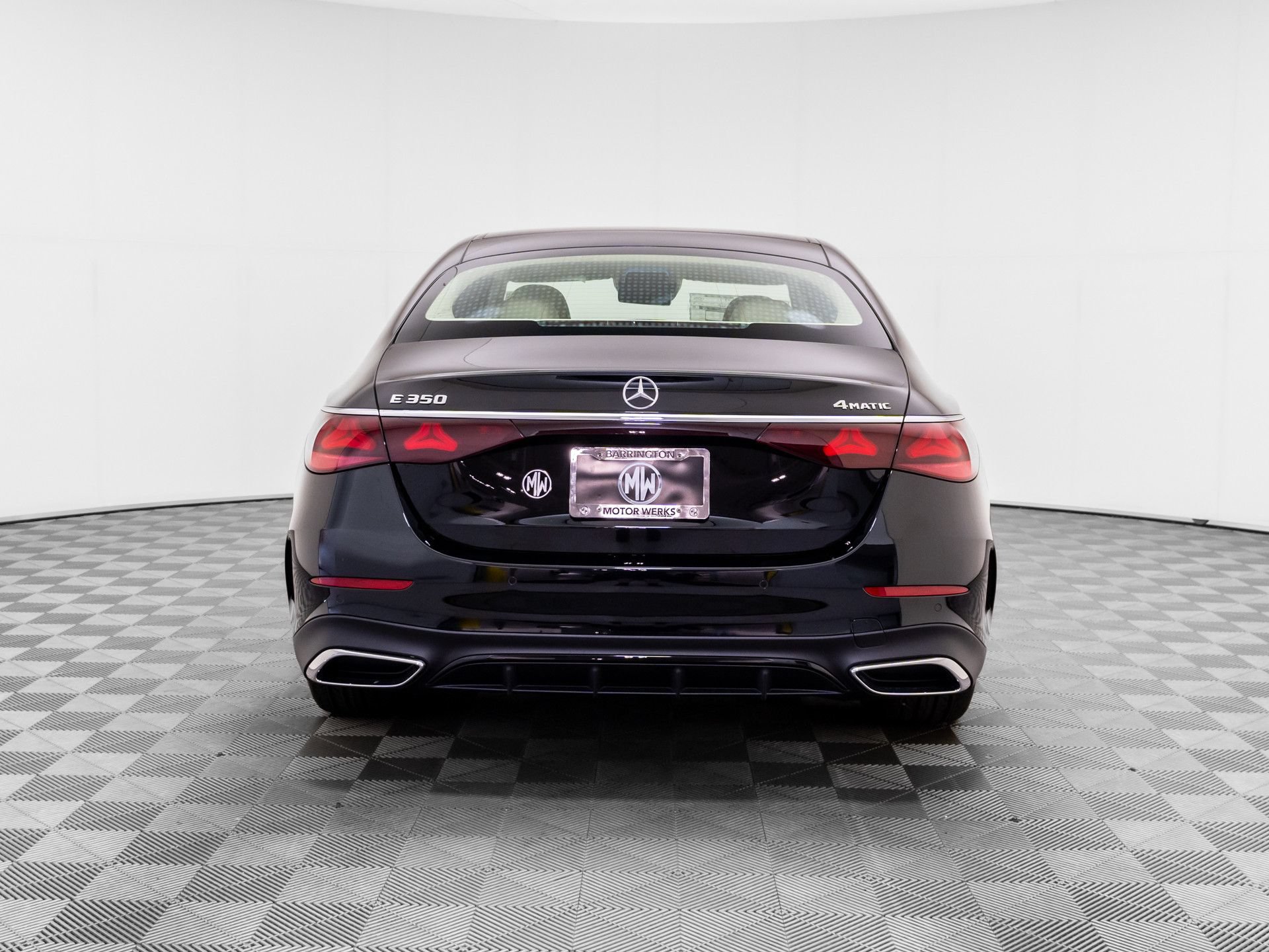 New 2026 Mercedes-Benz E 350 4MATIC Sedan image 4