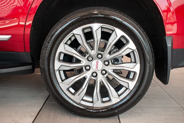 Used 2022 GMC Yukon Denali w/ Max Trailering Package AWD/4WD image 9