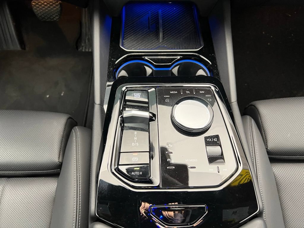 Certified 2024 BMW 540i xDrive w/ Convenience Package AWD/4WD image 10