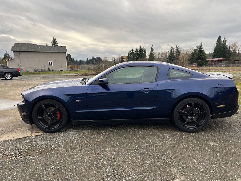 Used 2010 Ford Mustang GT image 21