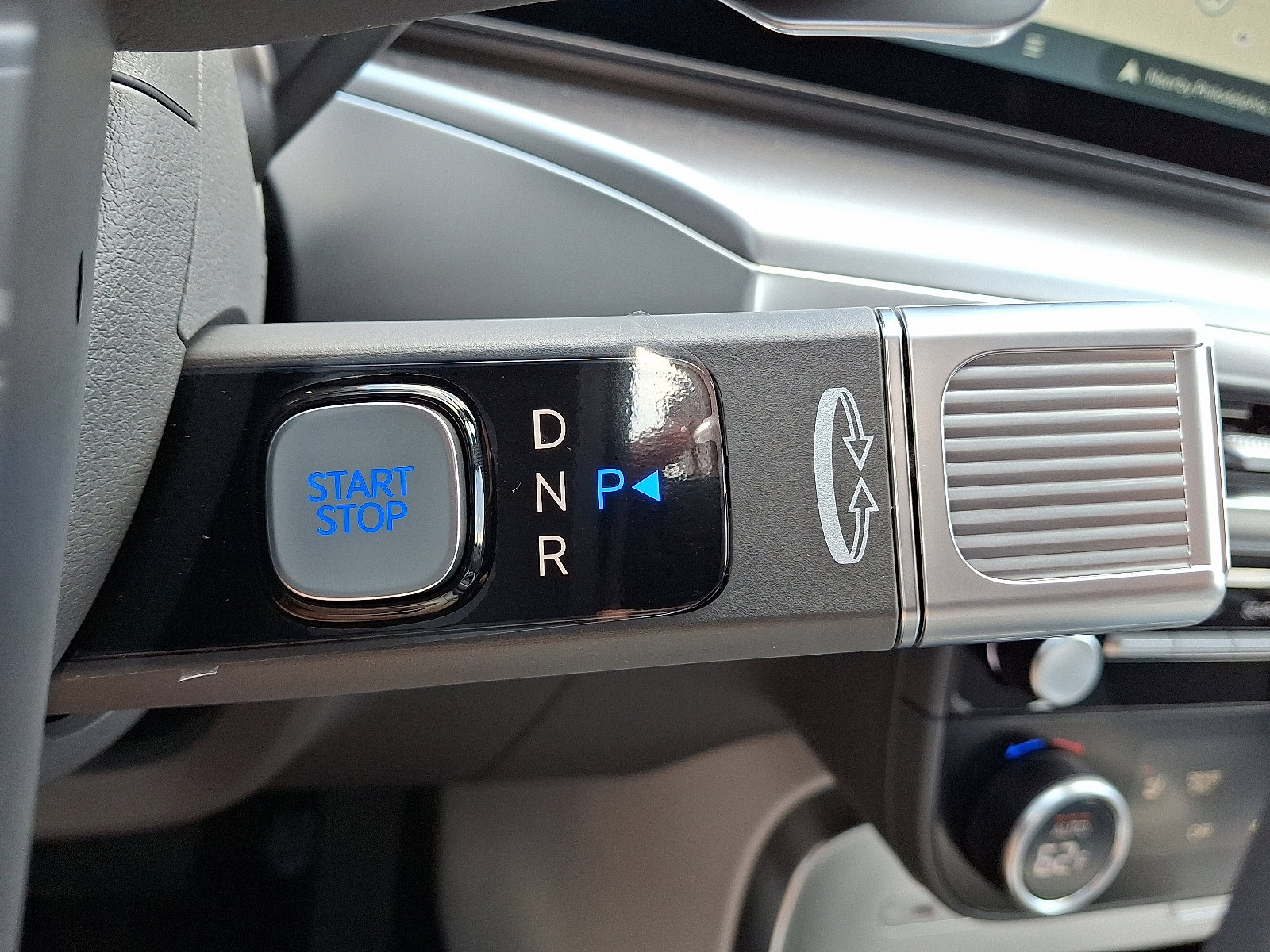 New 2026 Hyundai Ioniq 9 SE image 14