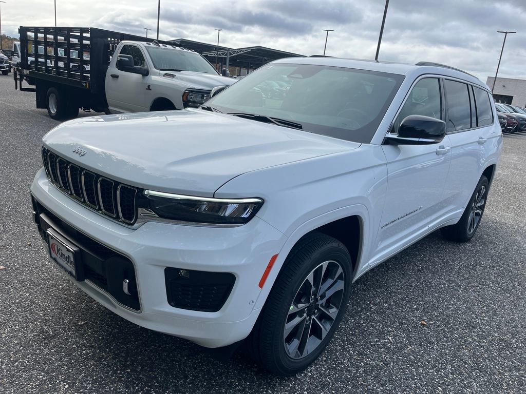 New 2025 Jeep Grand Cherokee L Overland w/ Luxury Tech Group IV image 5