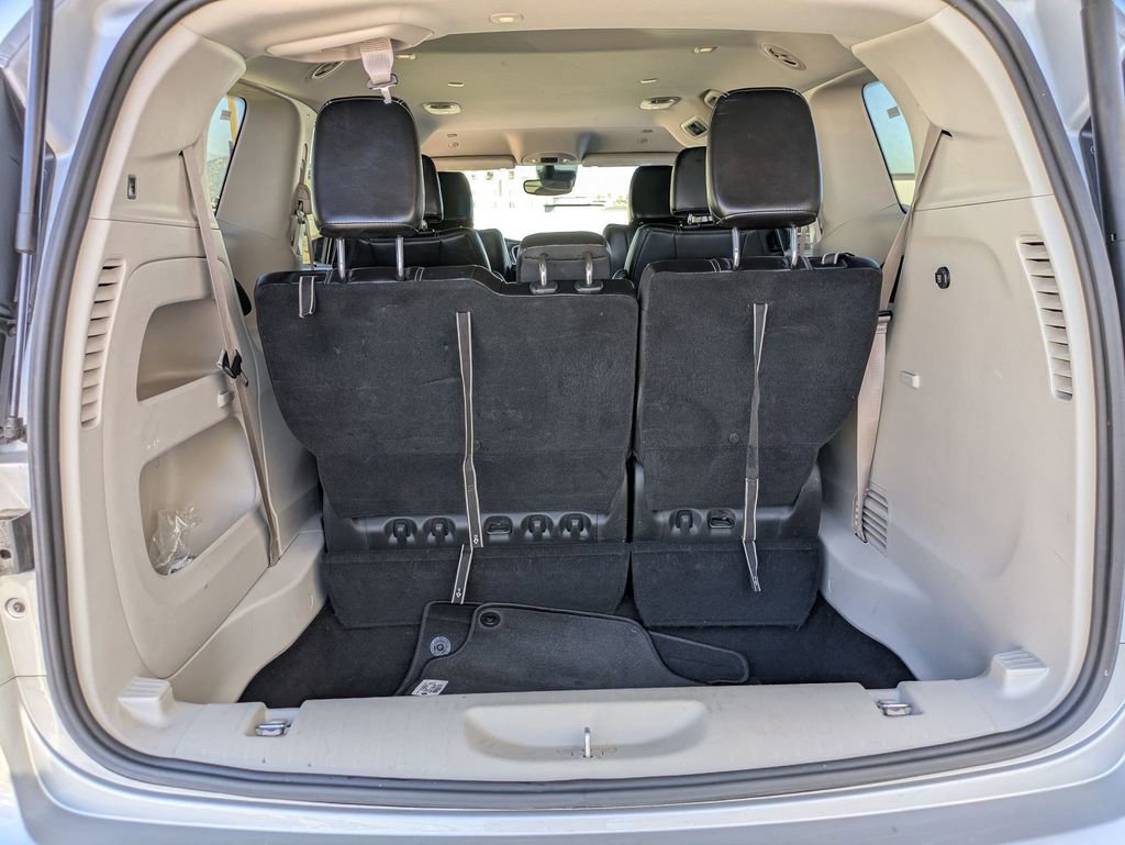 Used 2024 Chrysler Pacifica Touring-L image 26