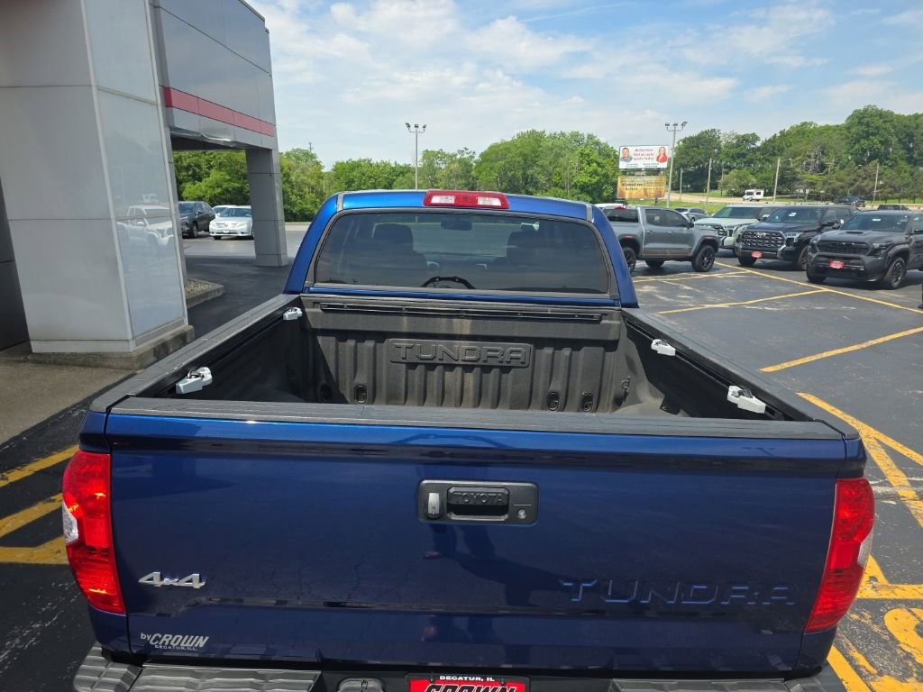 Used 2015 Toyota Tundra Platinum AWD/4WD image 6