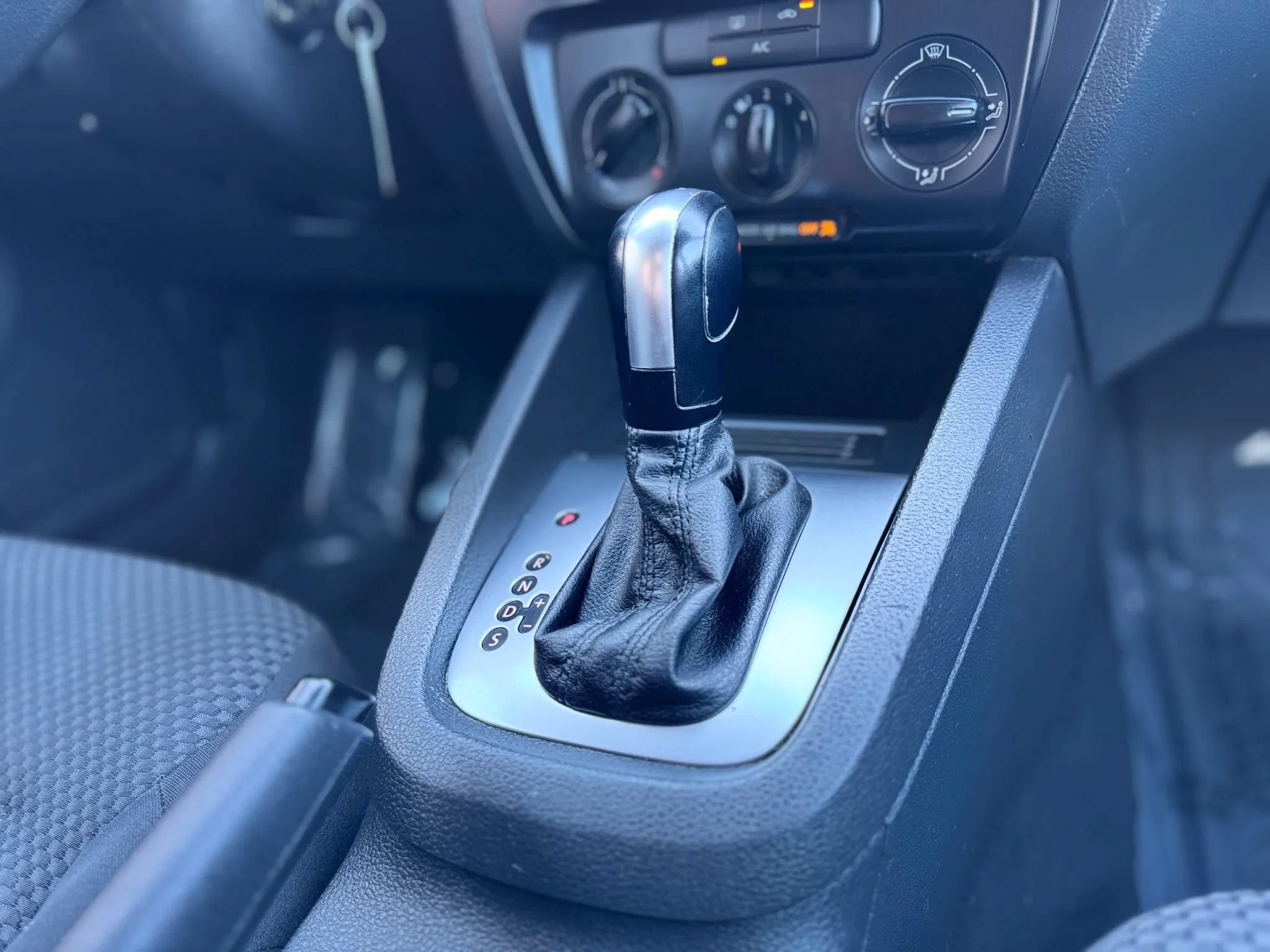Used 2014 Volkswagen Jetta S image 19