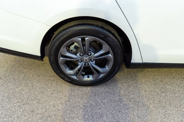 Used 2025 Honda Accord EX-L image 9