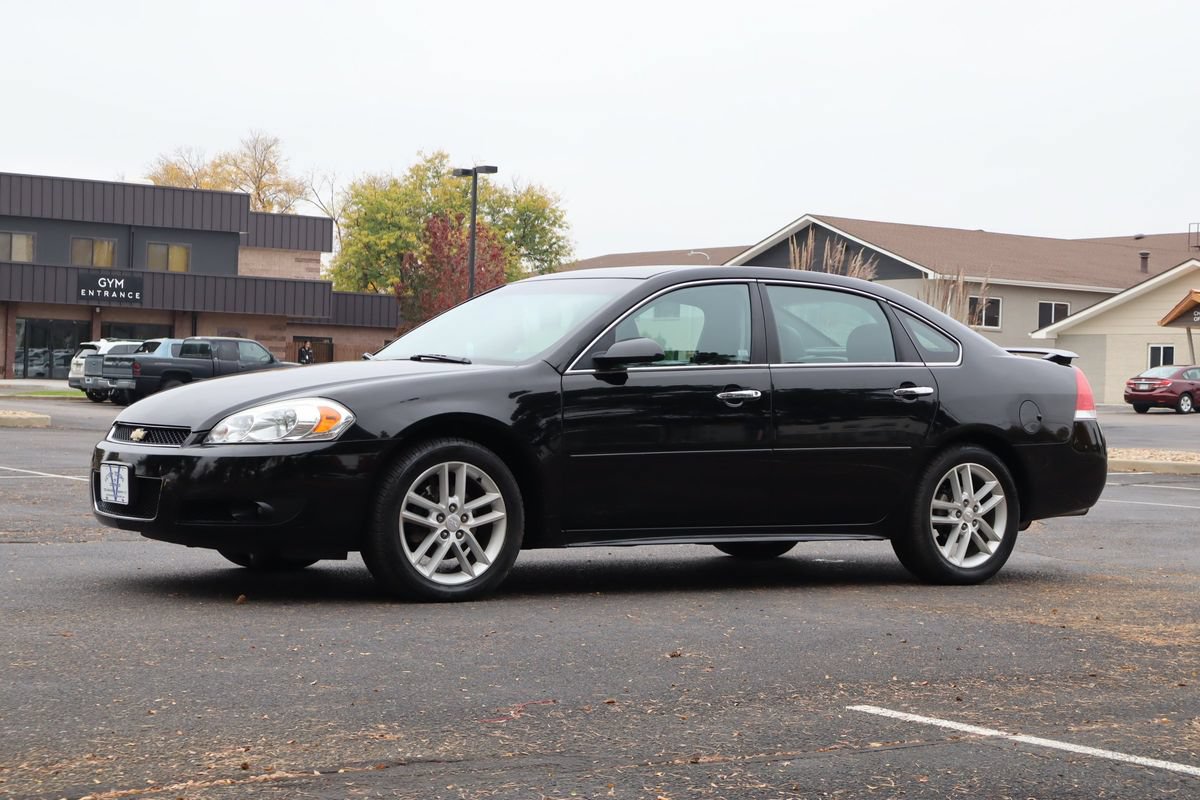 Used 2013 Chevrolet Impala LTZ FWD image 11
