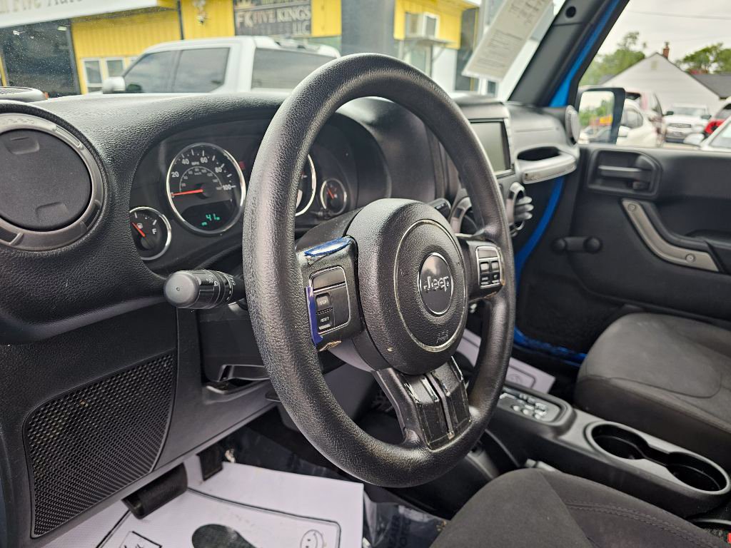 Used 2015 Jeep Wrangler Sport AWD/4WD image 13