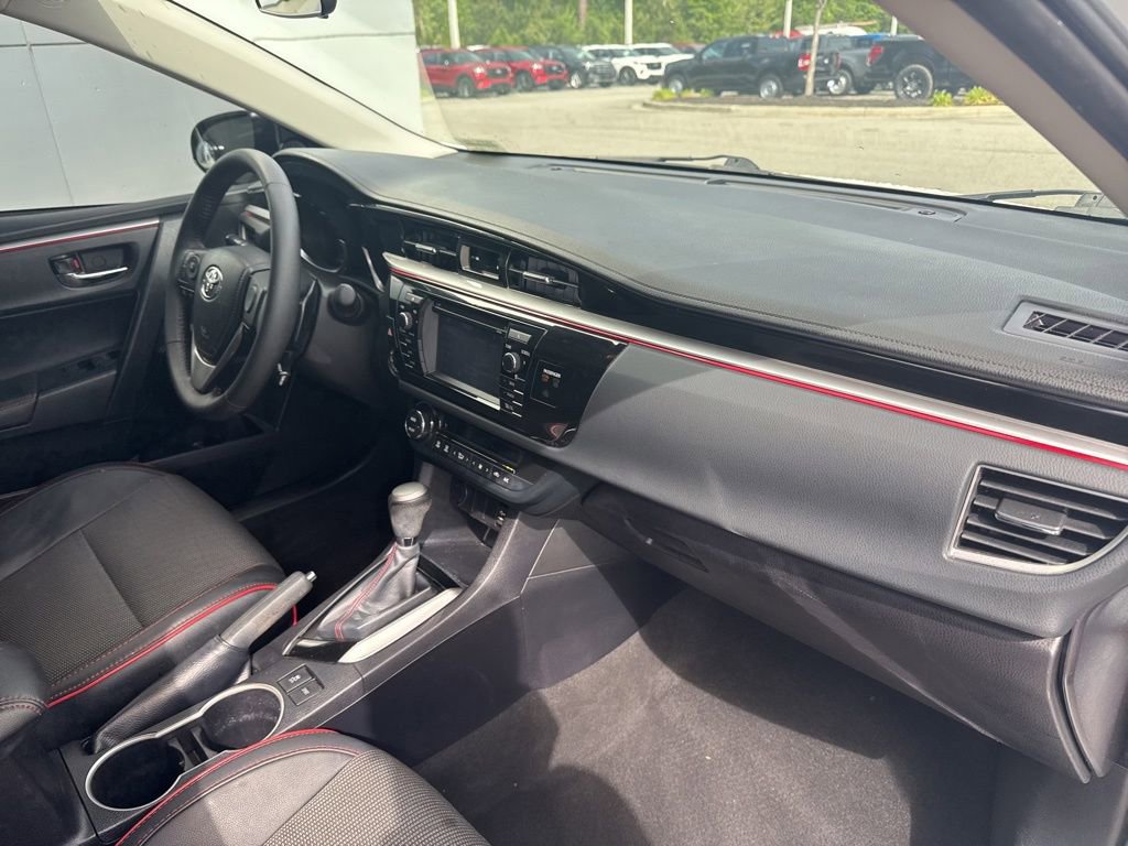 Used 2016 Toyota Corolla S Special Edition image 32