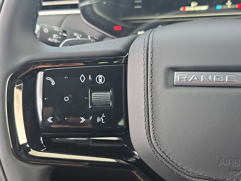 New 2026 Land Rover Range Rover Sport Dynamic SE AWD/4WD image 18