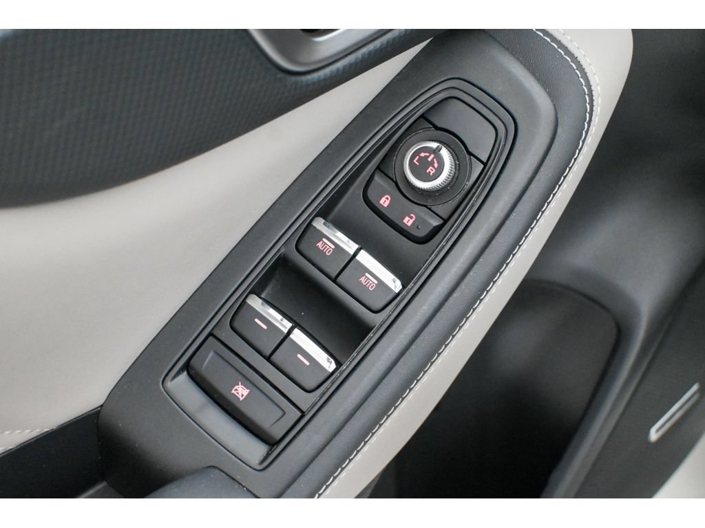 Used 2023 Subaru Forester Limited AWD/4WD image 31