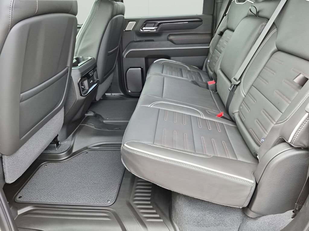 Used 2026 GMC Sierra 2500 AT4X w/ LPO, Black Badging Package image 23