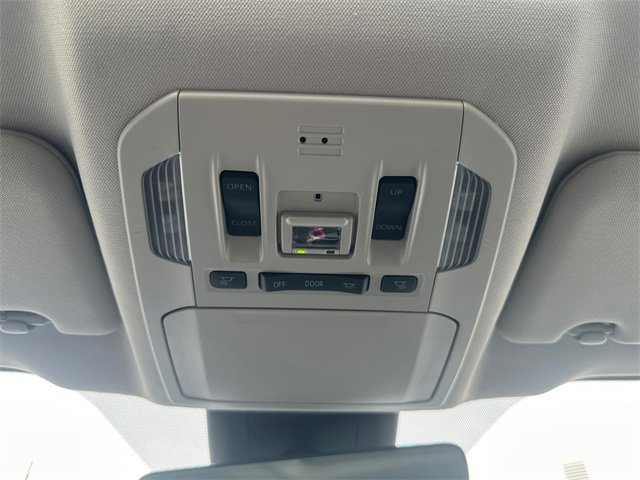 Used 2022 Toyota Highlander XLE image 26