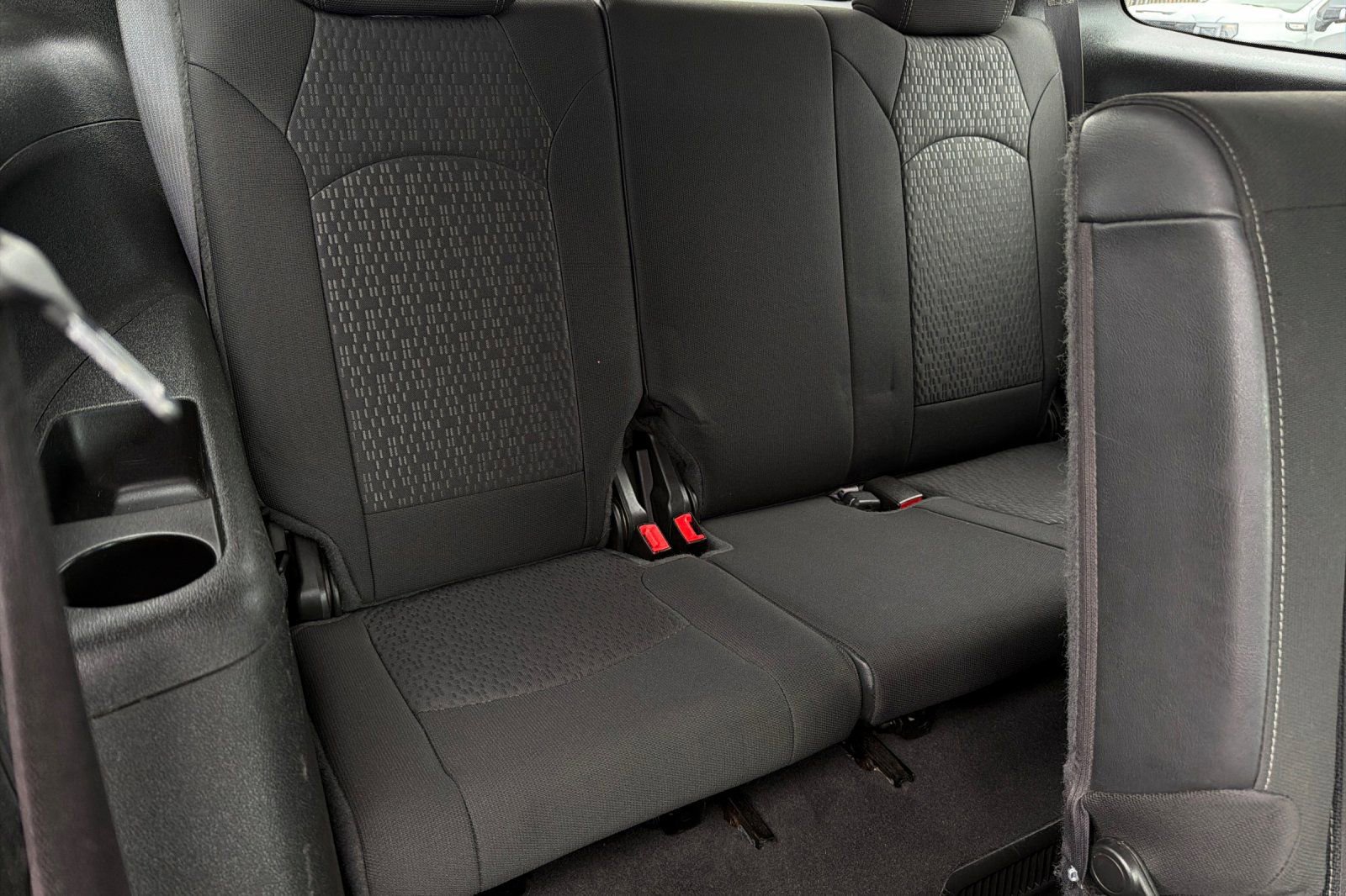 Used 2014 GMC Acadia SLE image 17