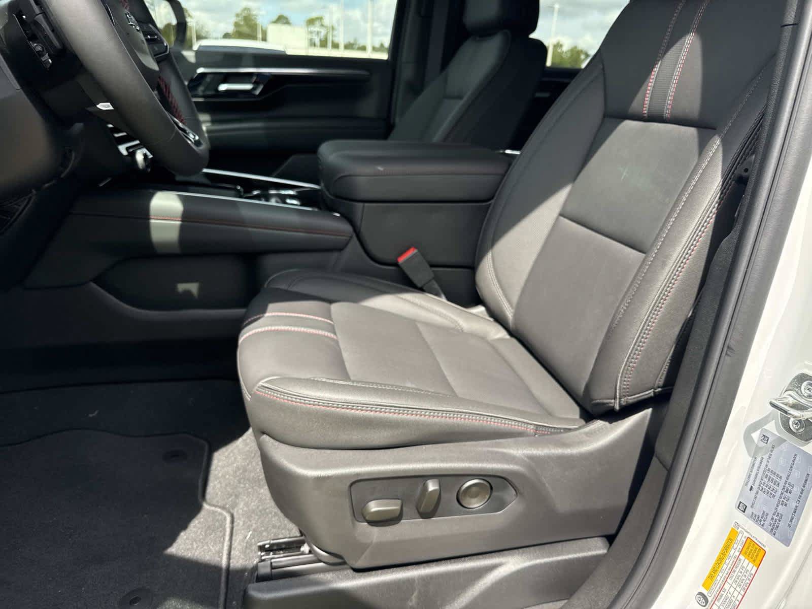 New 2026 Chevrolet Tahoe RST w/ RST Capability Package AWD/4WD image 12