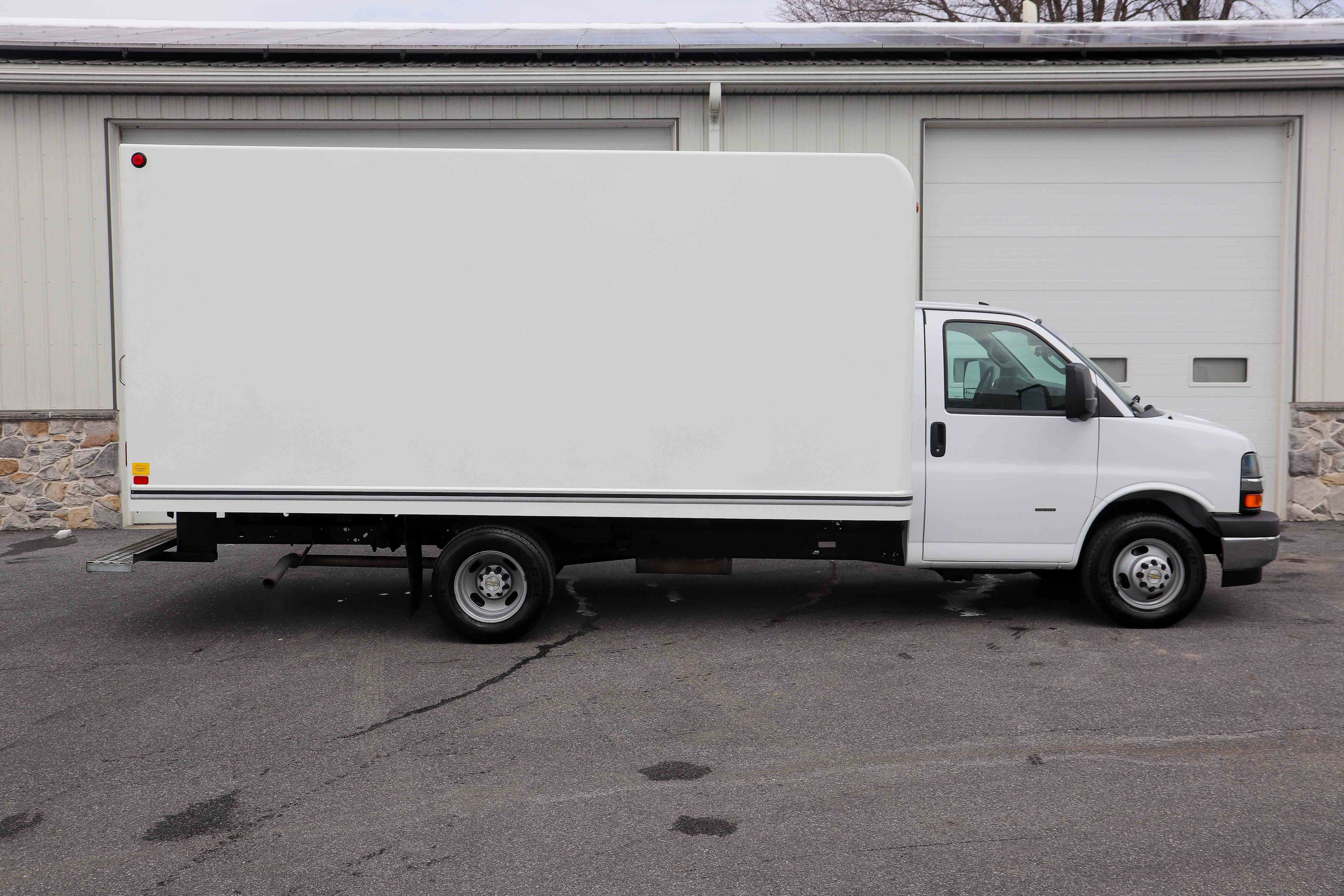 Used 2024 Chevrolet Express 3500 w/ Power Convenience Package RWD image 2