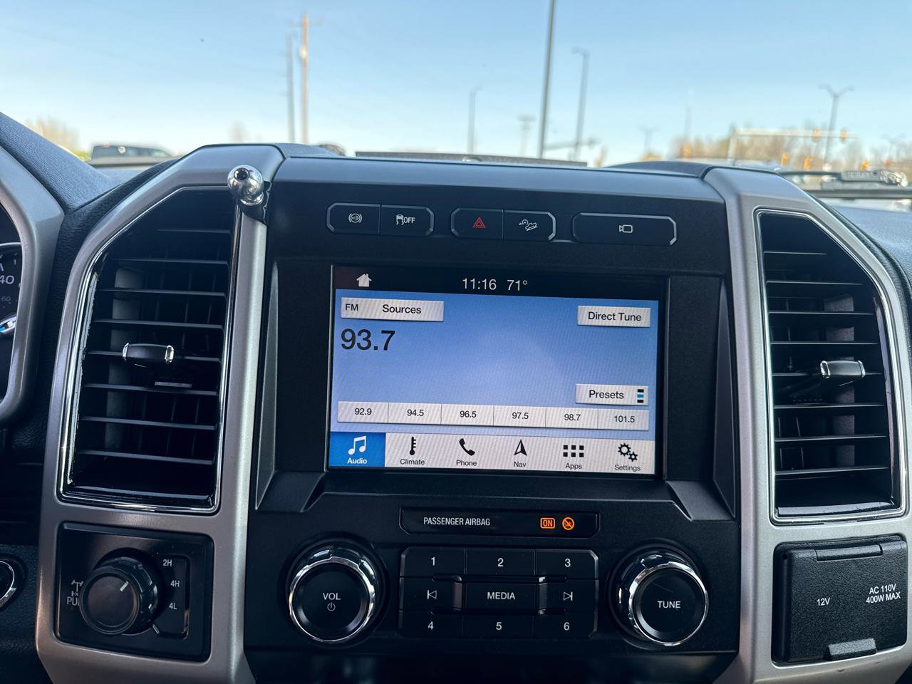 Used 2019 Ford F350 Lariat w/ Lariat Ultimate Package AWD/4WD image 21