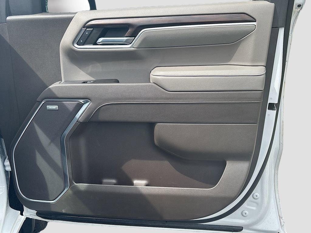 Used 2022 GMC Sierra 1500 SLT w/ SLT Premium Plus Package image 23