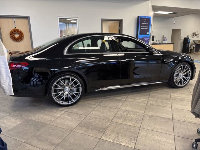 New 2026 Mercedes-Benz E 53 AMG e 4MATIC Sedan image 5