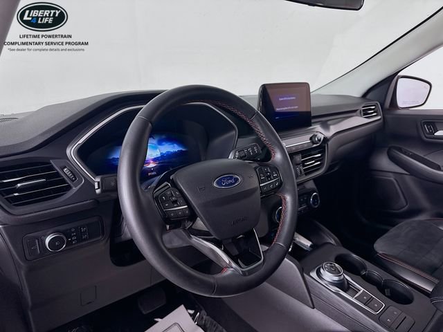 Certified 2022 Ford Escape SEL w/ SEL Stealth AWD Package image 10