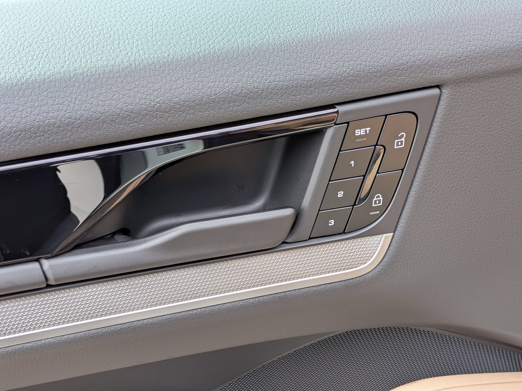 New 2026 Porsche Cayenne AWD/4WD image 23