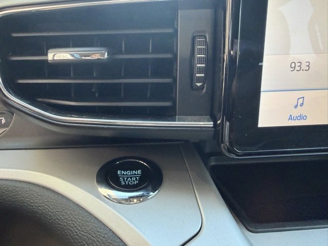 Used 2024 Ford Explorer XLT w/ Equipment Group 202A image 28