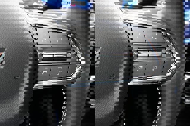 New 2025 Chevrolet Blazer EV LT image 5