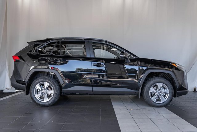 New 2025 Toyota RAV4 XLE image 3