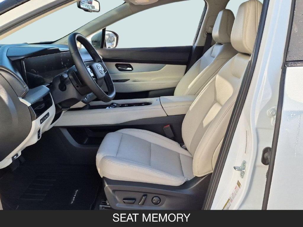 Certified 2025 Nissan Murano SL w/ Cargo Package AWD/4WD image 14