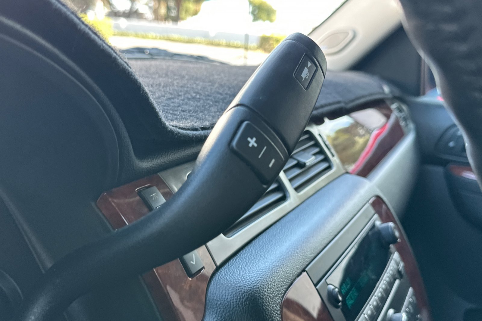 Used 2013 Chevrolet Avalanche LT w/ Texas Edition RWD image 32