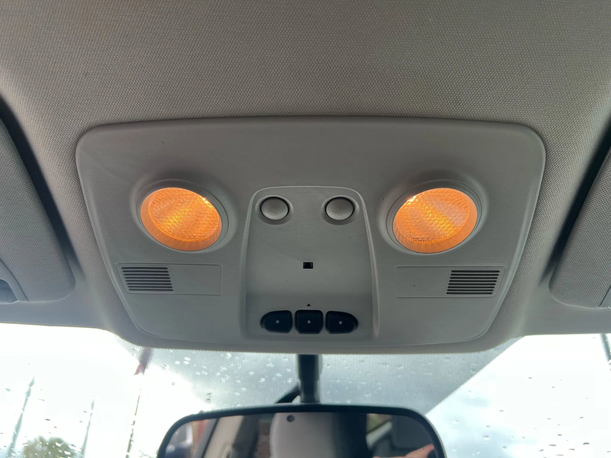 Used 2015 Chevrolet Traverse LT image 25