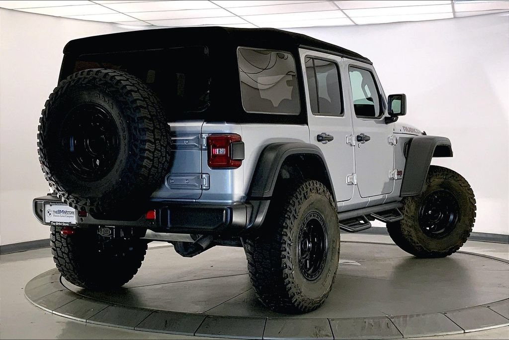 Used 2024 Jeep Wrangler Unlimited Rubicon w/ Technology Group AWD/4WD image 11