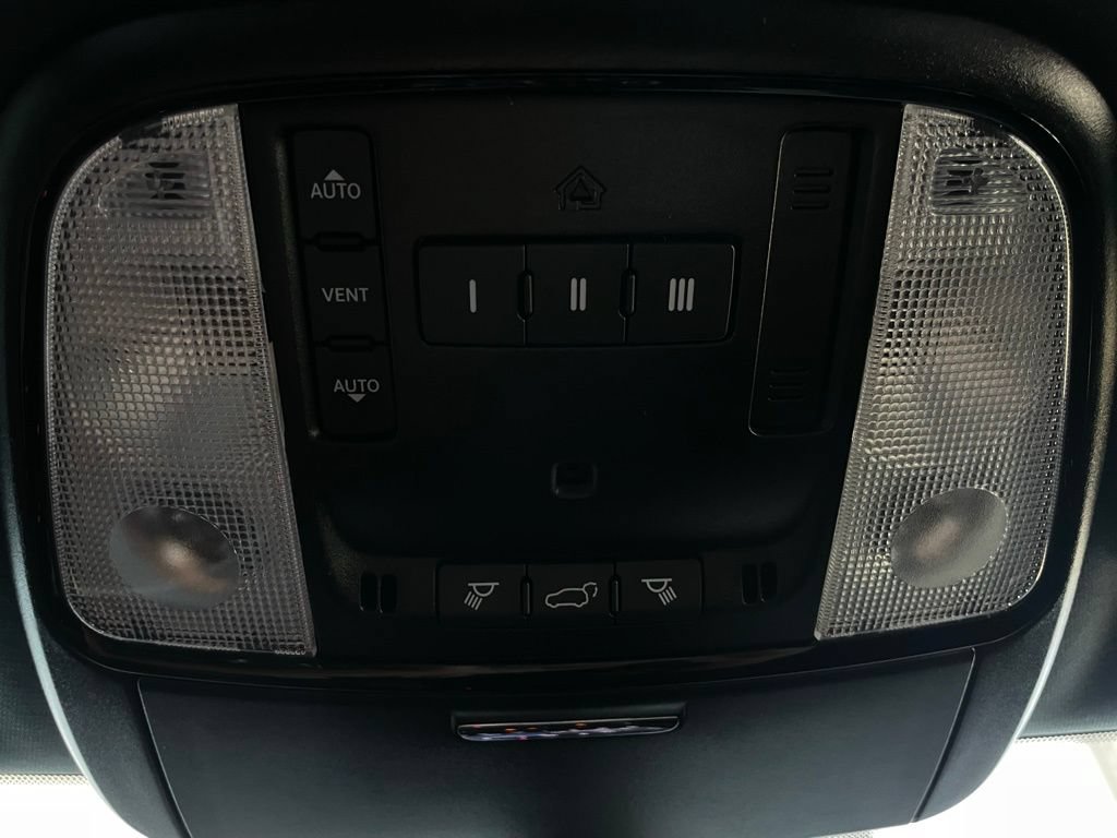 Used 2023 Dodge Durango GT RWD image 47