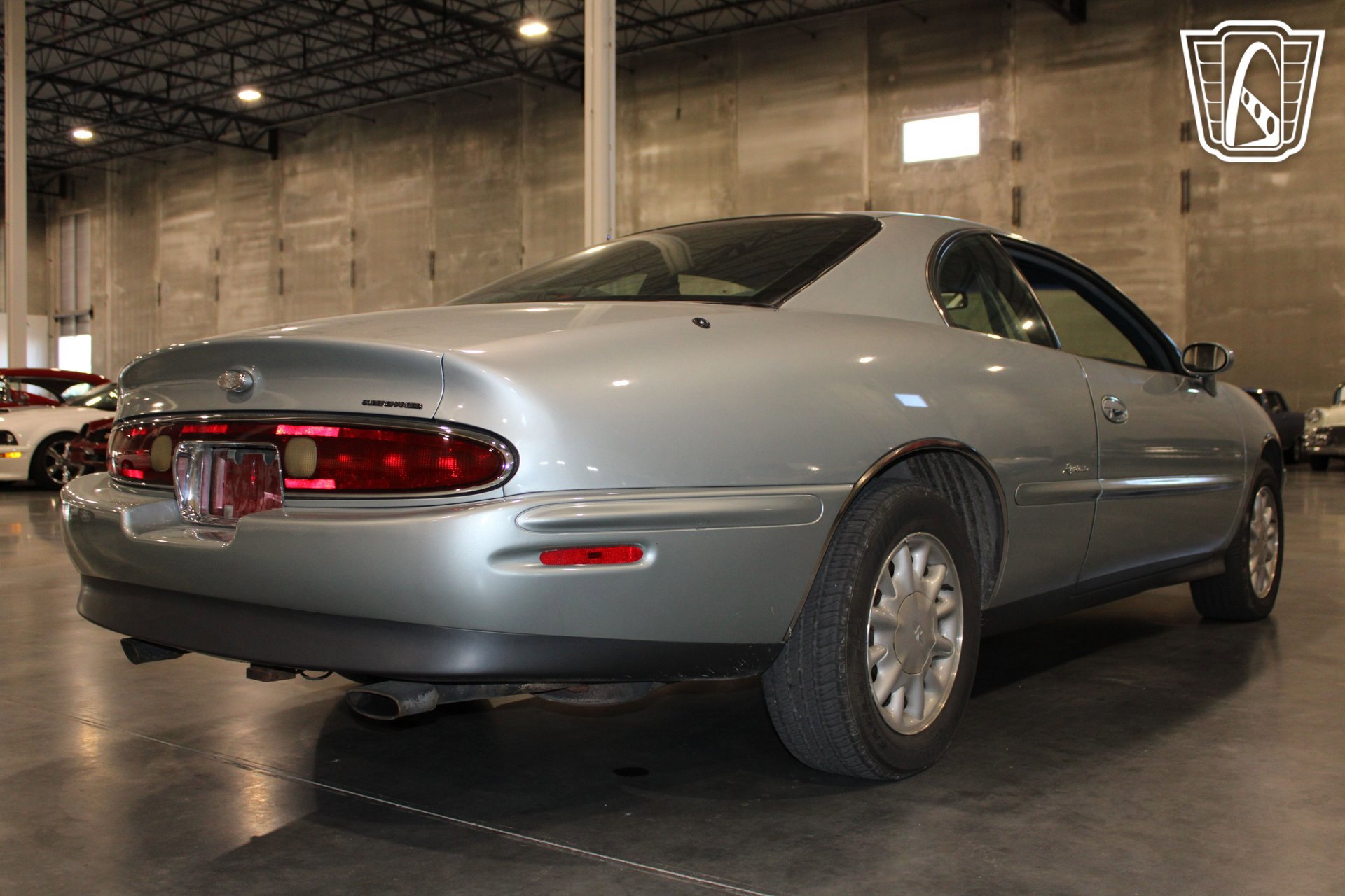Used 1995 Buick Riviera Supercharged Coupe image 27