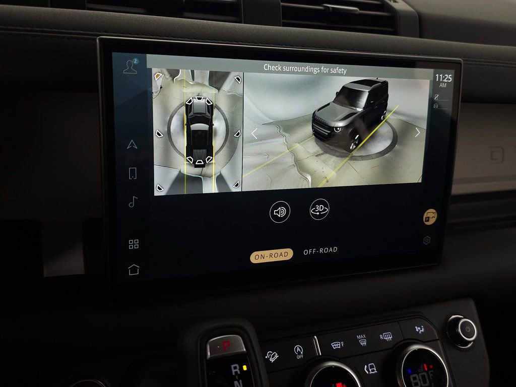 Used 2025 Land Rover Defender 110 S image 31